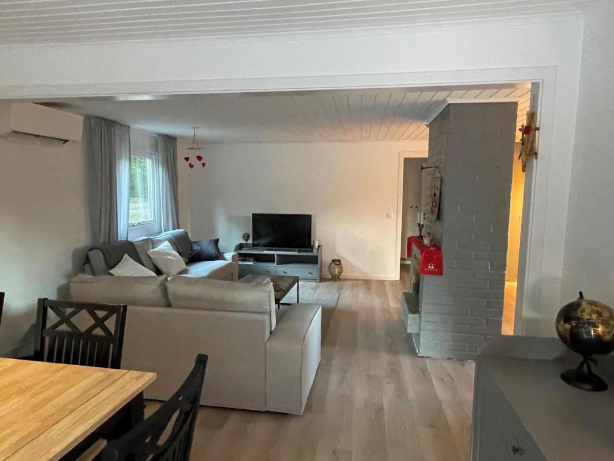 Asserbostugan Överlida Esterno foto